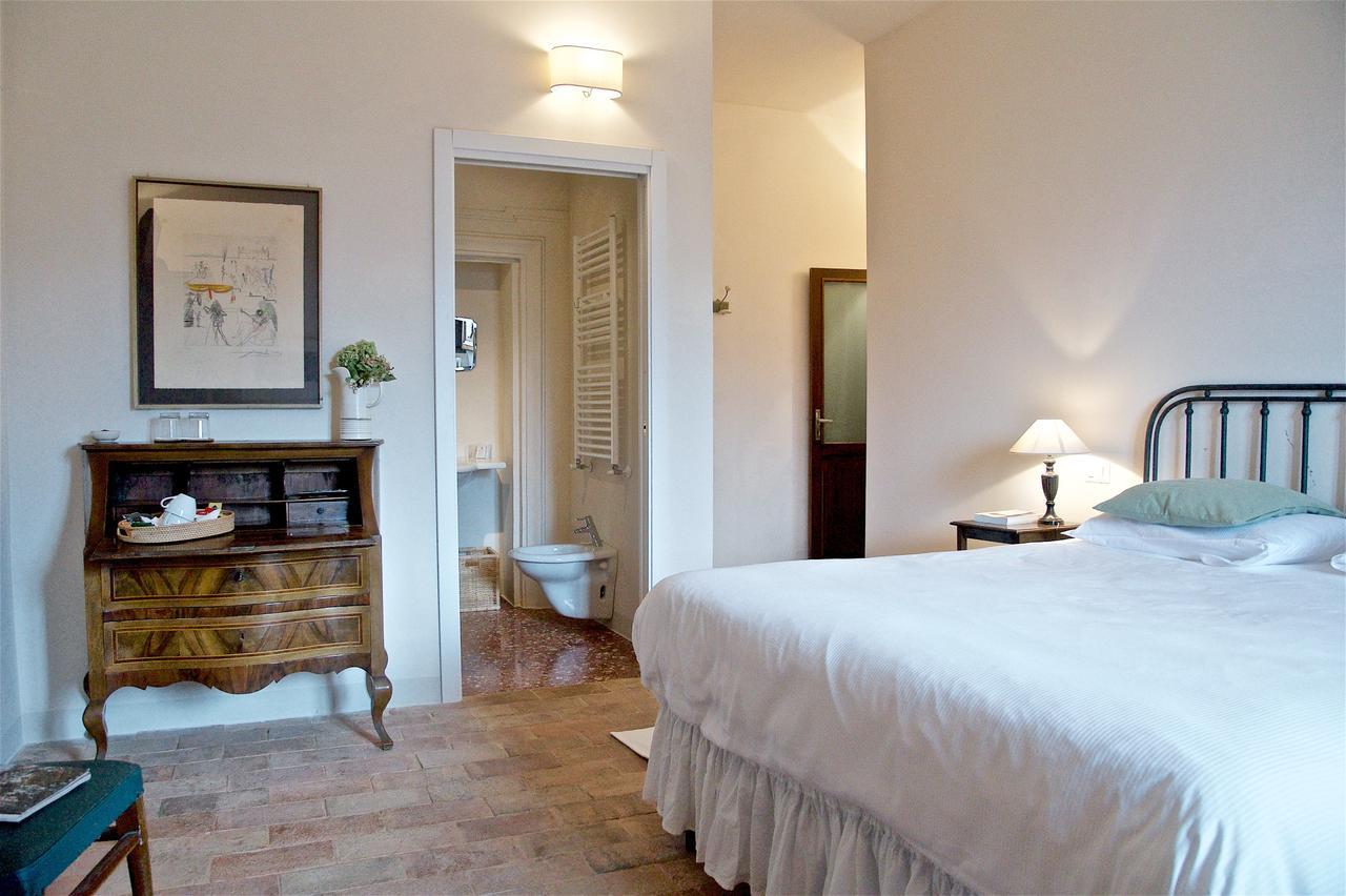 Отель Casa Rosati Fontecchio Экстерьер фото
